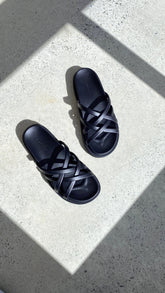 Tamsin Slide - Black