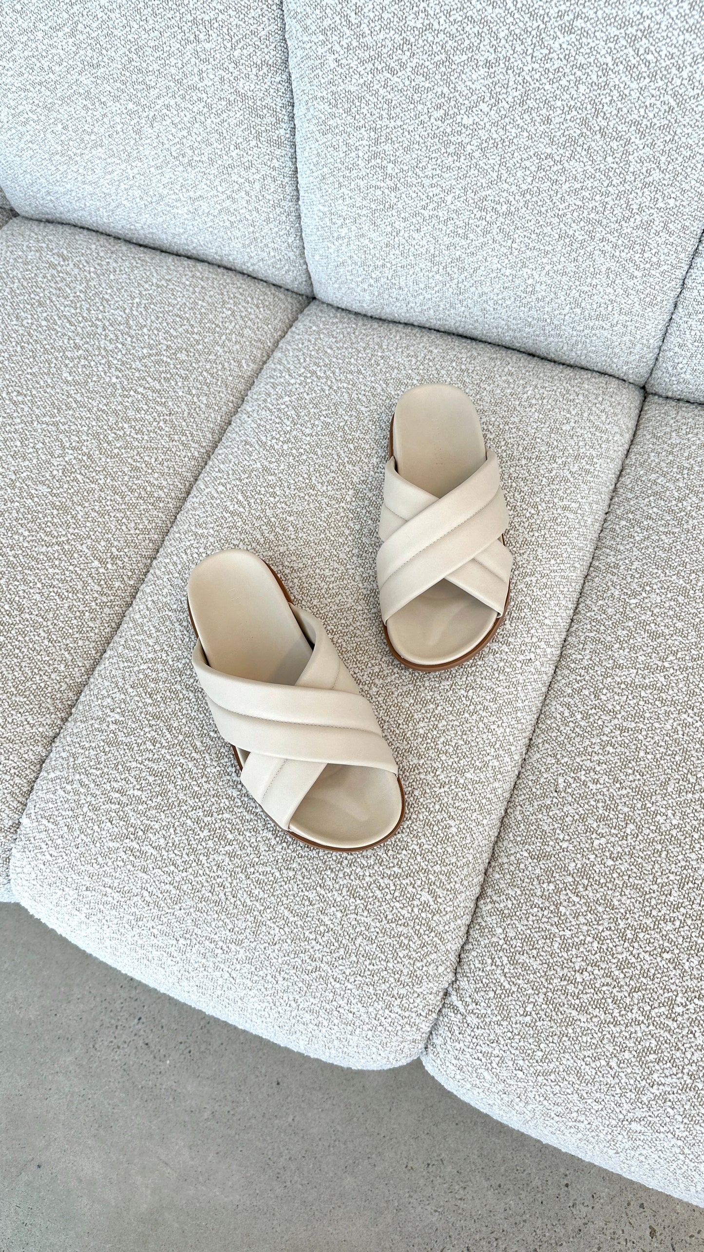 Fenmore Slide - Bone