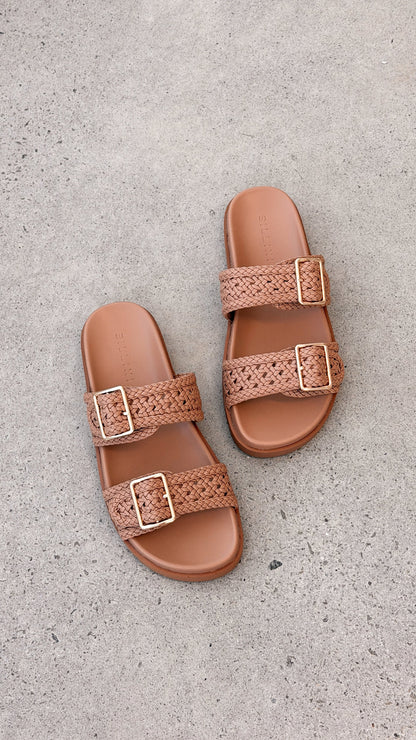 Aprila Slides - Peanut