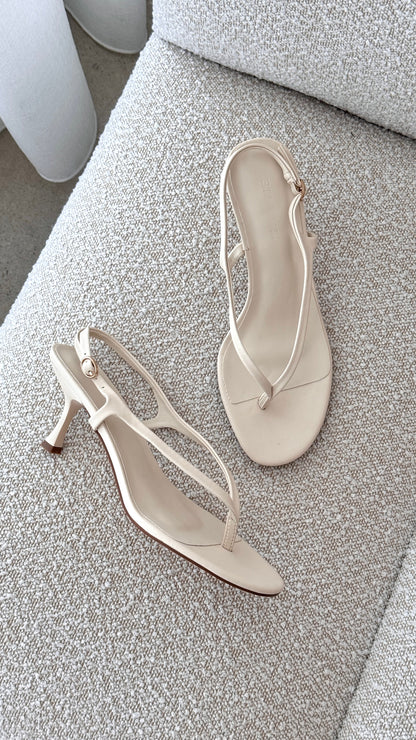 Novae Heel - Bone