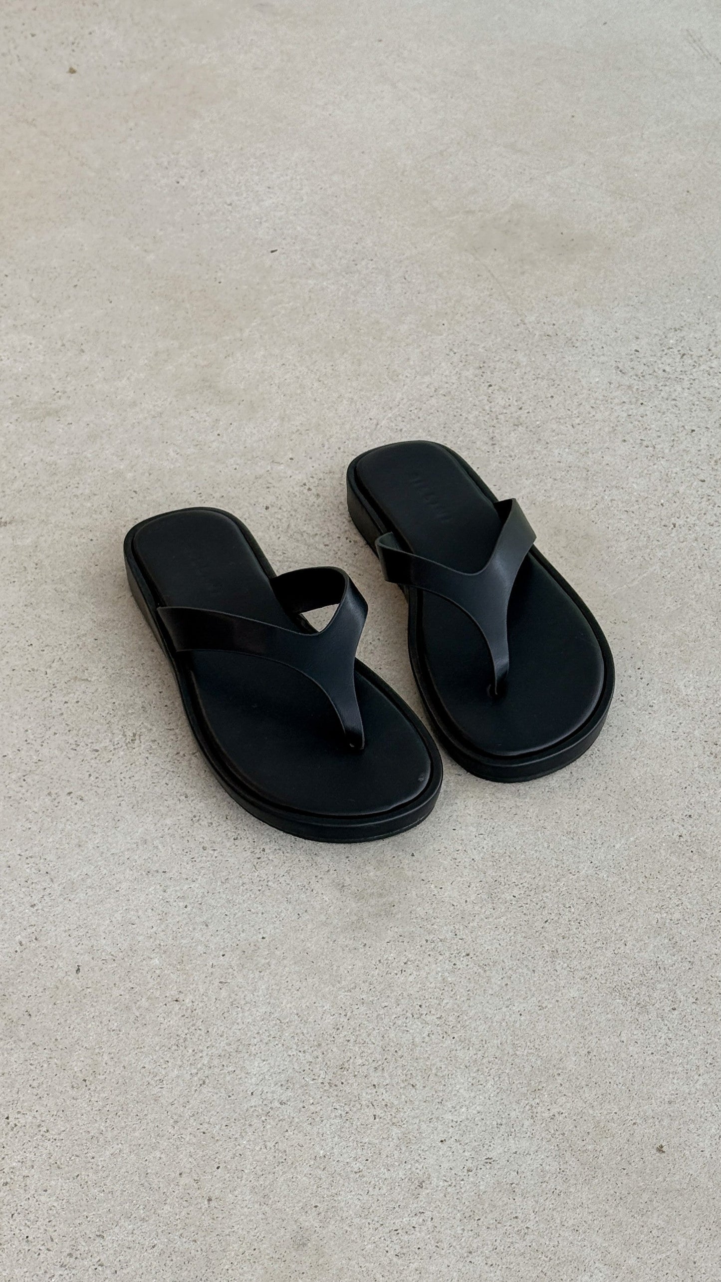 Orianna Slide - Black