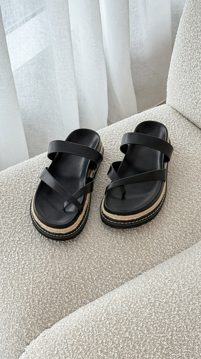 Amia Slide - Black