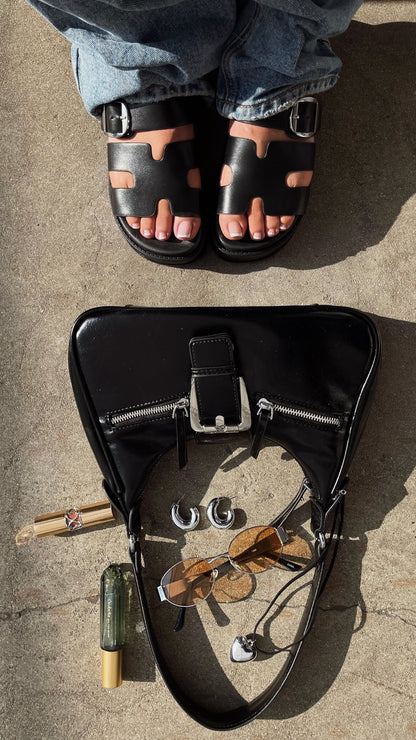 Resort Getaway Slip On Chunky Sandals - Black