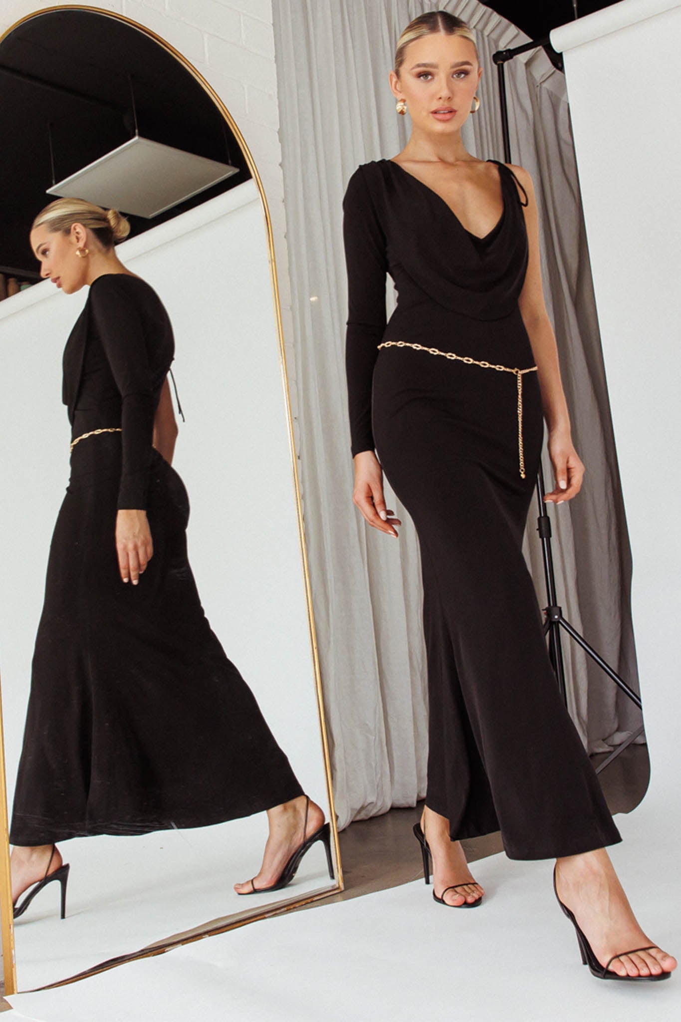 Star Walker One Sleeve Maxi Dress Black