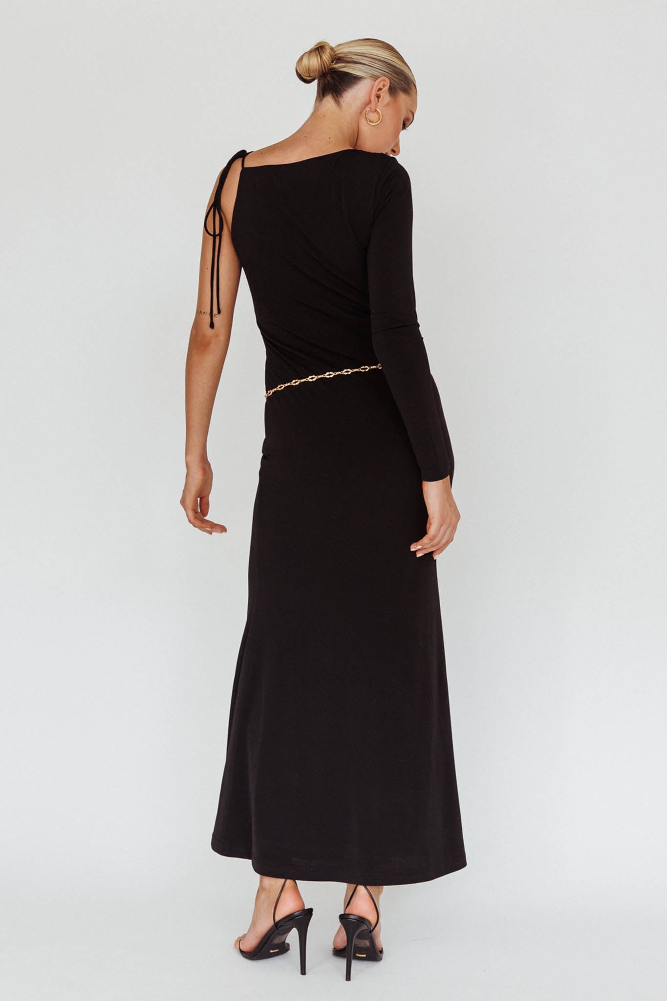 Star Walker One Sleeve Maxi Dress Black