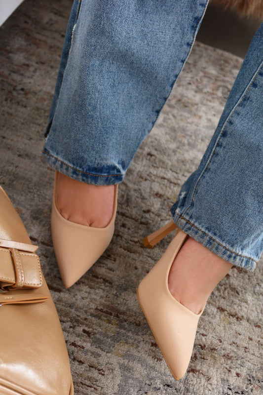 Cari Slingback Pumps - Nude