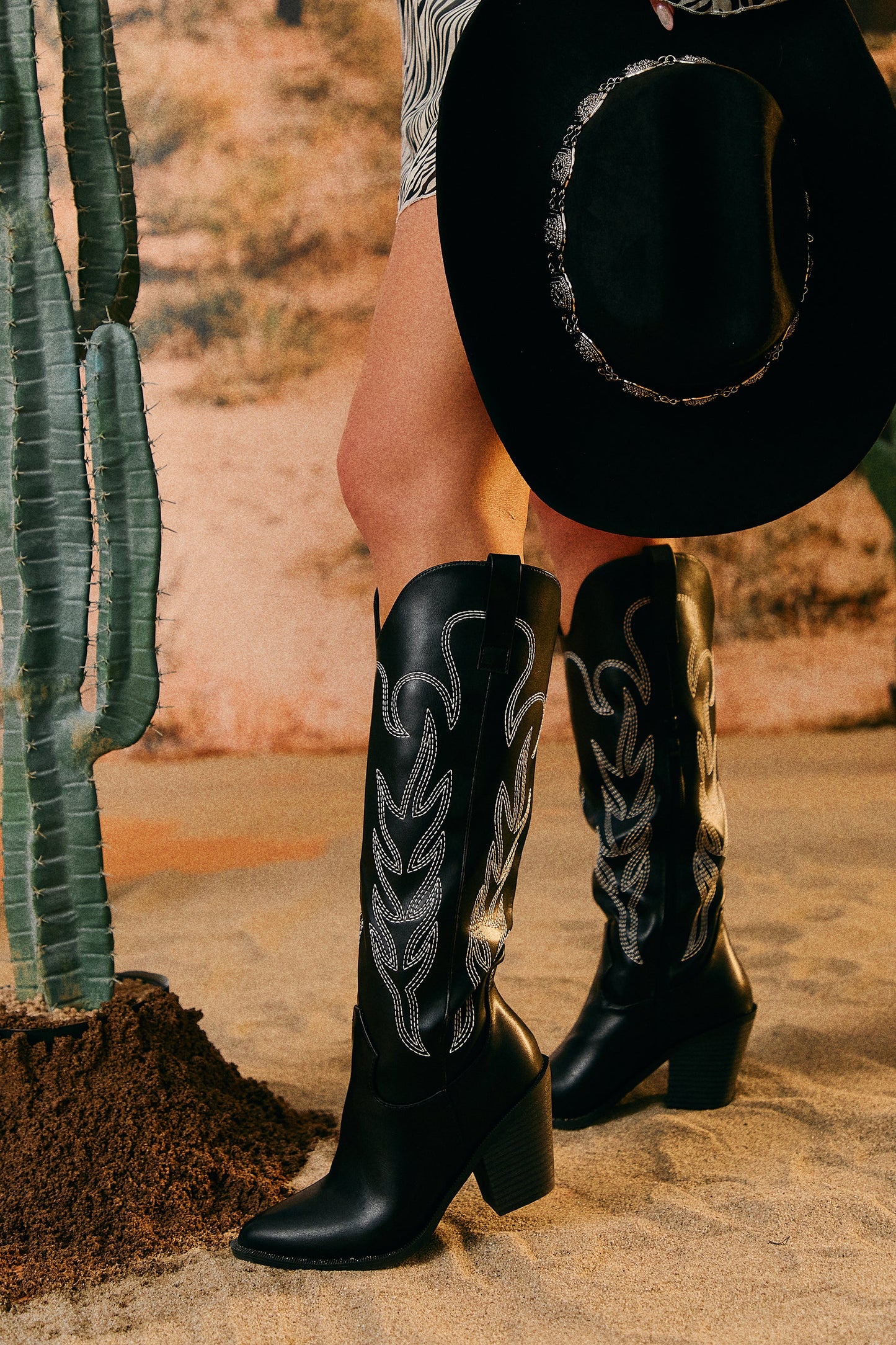 Exclusive Performance Cowgirl Boots - Black