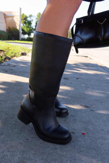 Midnight Icon Wide Fit Below The Knee Moto Boots - Black